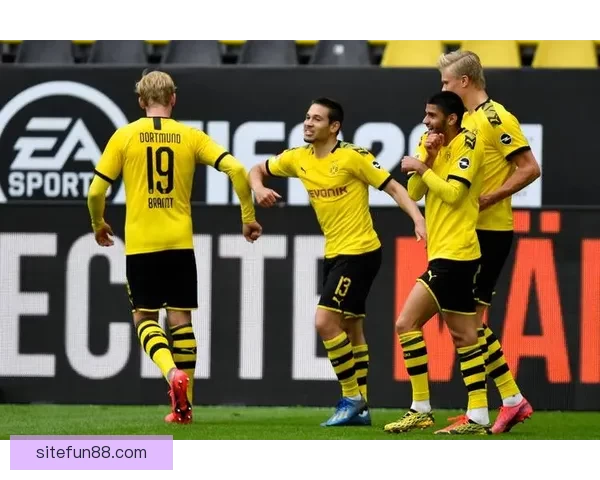 多特蒙德补时连入两球逆转斯图加特阿德耶米布兰特双双建功 多特蒙德补时连入两球逆转斯图加特阿德耶米布兰特双双建功