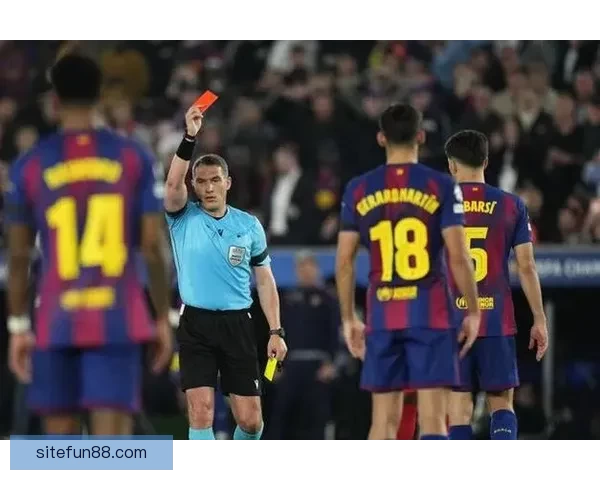 马竞对裁判判罚极度不满肩部进球引发联赛争议 马竞对裁判判罚极度不满肩部进球引发联赛争议